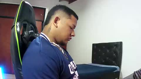 Snapshot of caballerozodi chatting on November 12, 2025, 7:03 pm caballerozodi online show from November 12, 2025, 7:03 pm