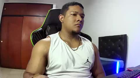 Snapshot of caballerozodi chatting on November 27, 2025, 6:43 pm caballerozodi online show from November 27, 2025, 6:43 pm