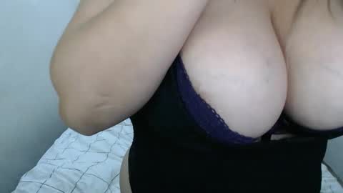 cadence_lux online show from September 26, 2025, 8:51 am