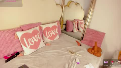 Cahitlin  online show from November 27, 2025, 5:20 am