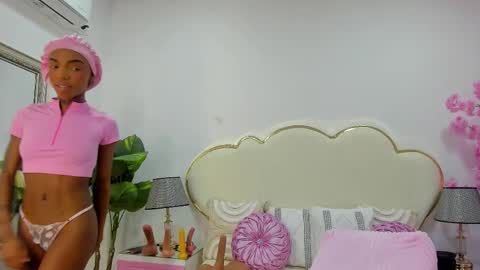 Snapshot of cahitlinbel chatting on February 13, 2026, 6:20 am Cahitlin online show from February 13, 2026, 6:20 am