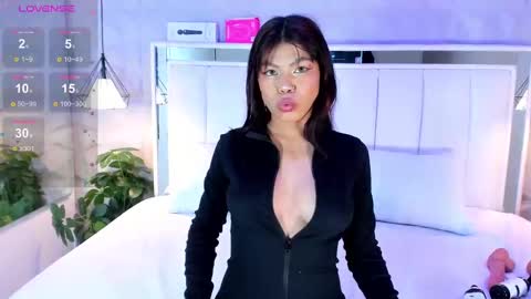 Snapshot of cailynbrowm chatting on February 18, 2025, 4:37 am CailynBrown online show from February 18, 2025, 4:37 am