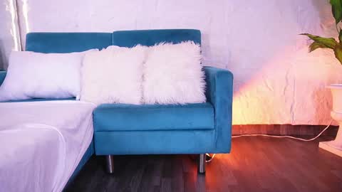 CailynBrown online show from April 15, 2026, 4:08 am