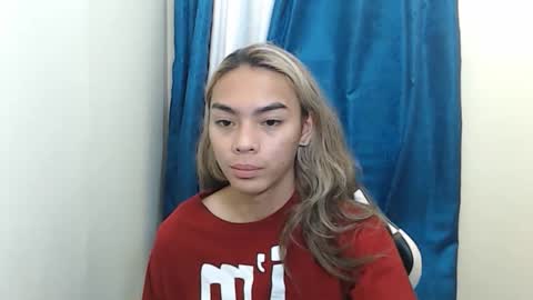 caitessa_bellemoir online show from March 23, 2026, 3:05 pm