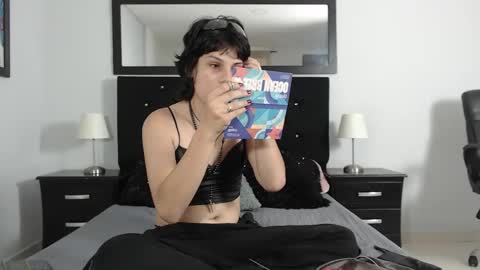 caitlynwheler online show from January 12, 2025, 9:29 pm