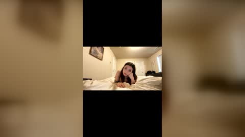 Snapshot of cakenfrosting chatting on March 23, 2026, 11:31 pm cakenfrosting online show from March 23, 2026, 11:31 pm