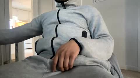 longjohns online show from March 11, 2025, 12:50 pm