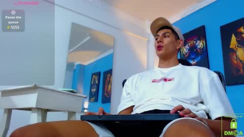 Snapshot of calavalerio chatting on December 27, 2024, 11:53 pm Valerio online show from December 27, 2024, 11:53 pm