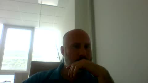Snapshot of caldoski chatting on May 27, 2026, 12:13 pm caldoski online show from May 27, 2026, 12:13 pm