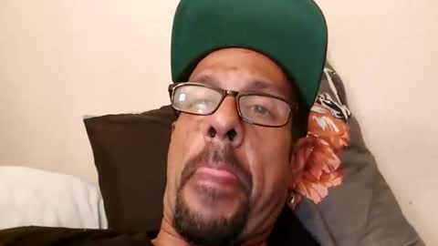 Snapshot of calidickfoshow chatting on October 7, 2025, 11:18 am Hugh joh Meathammer online show from October 7, 2025, 11:18 am