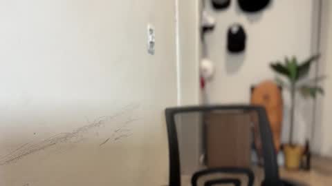 CaliforniaBrazilian online show from March 22, 2026, 12:47 am