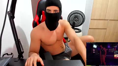 calihotcaliente27 online show from February 22, 2025, 5:02 pm