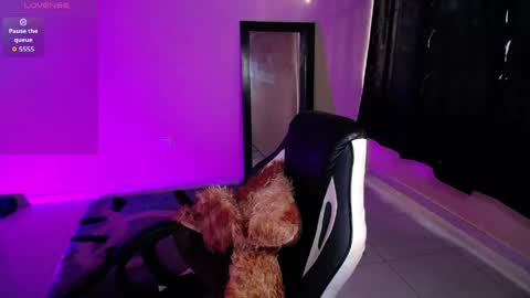 caliope_goddess1 online show from May 28, 2026, 10:07 pm