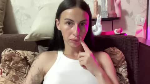 Snapshot of call_me_dad_ chatting on June 26, 2026, 7:40 pm Anna online show from June 26, 2026, 7:40 pm
