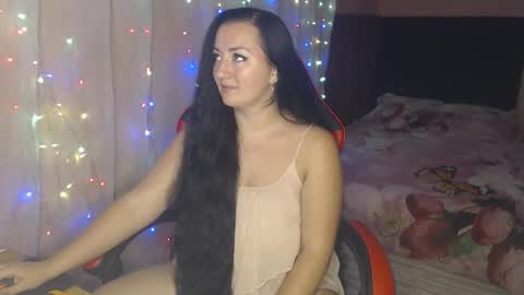 Shaya online show from November 18, 2025, 3:49 pm