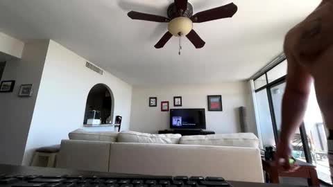 callesalada online show from March 21, 2026, 6:33 pm