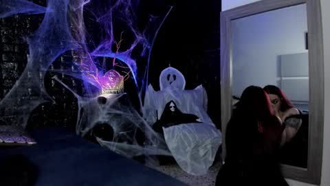 Snapshot of calliope_dark chatting on October 31, 2025, 3:24 pm calliope_dark online show from October 31, 2025, 3:24 pm