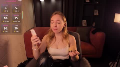 Nora online show from November 13, 2025, 6:01 am