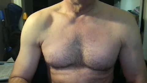 callum5555 online show from March 7, 2025, 10:02 am