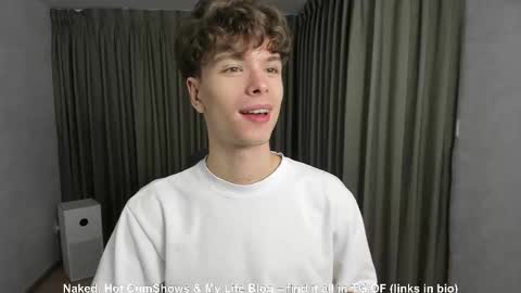 Hey I am Calvin  online show from October 22, 2025, 2:06 pm