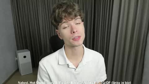 Hey I am Calvin  online show from October 28, 2025, 2:20 pm