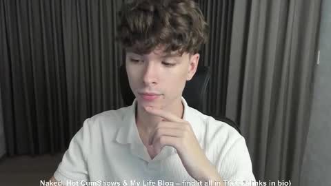 Hey I am Calvin  online show from December 3, 2025, 2:15 pm