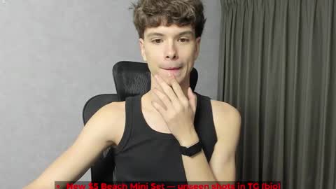 Snapshot of calvin_loves_you chatting on February 28, 2026, 5:14 pm Hey I am Calvin online show from February 28, 2026, 5:14 pm