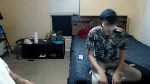 calvin_tanner online show from October 3, 2025, 1:46 am