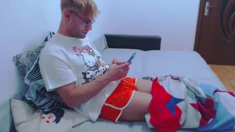 Calvinjohnlad online show from January 12, 2025, 10:33 pm