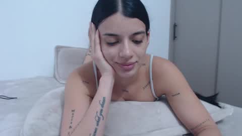 Snapshot of calyra_isme chatting on June 8, 2026, 2:28 pm calyra_isme online show from June 8, 2026, 2:28 pm