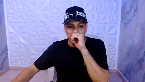 Snapshot of cam_xman chatting on July 18, 2026, 2:38 am cam_xman online show from July 18, 2026, 2:38 am