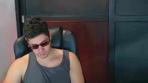 camara110 online show from September 17, 2025, 7:48 pm