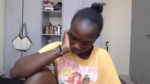 Snapshot of camclit chatting on January 3, 2025, 9:47 am Princess online show from January 3, 2025, 9:47 am