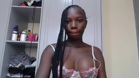 Snapshot of camclit chatting on March 8, 2025, 5:49 am Princess online show from March 8, 2025, 5:49 am