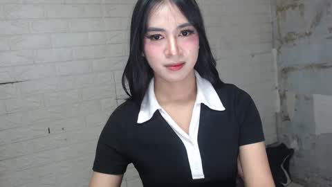 camela_star online show from December 12, 2024, 6:47 am