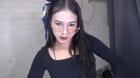 camela_star online show from January 27, 2025, 9:22 pm