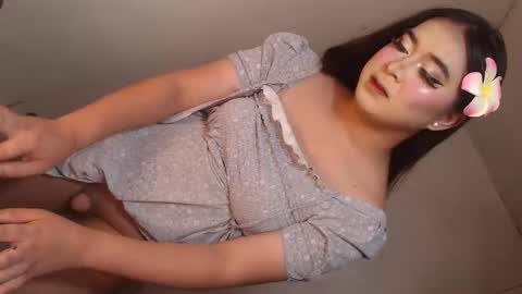 camela_star online show from May 15, 2026, 8:05 pm