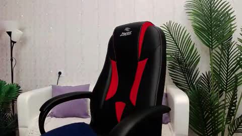 camelia_lillie online show from December 23, 2025, 1:36 am