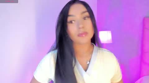 Snapshot of cameliaa_smiith chatting on June 18, 2026, 4:13 am Camelia Smith online show from June 18, 2026, 4:13 am