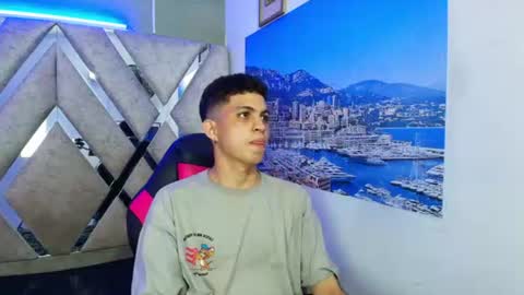 Snapshot of cameron_lux4 chatting on June 22, 2026, 3:58 am CAMERON online show from June 22, 2026, 3:58 am