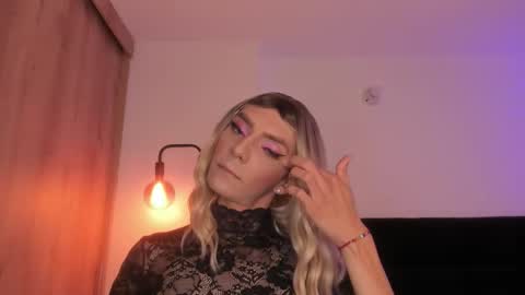 Snapshot of cameron_lyra chatting on February 2, 2026, 1:26 am Cameron online show from February 2, 2026, 1:26 am