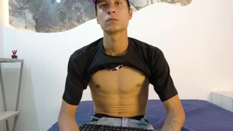 cameronsilverman online show from June 9, 2026, 7:47 pm