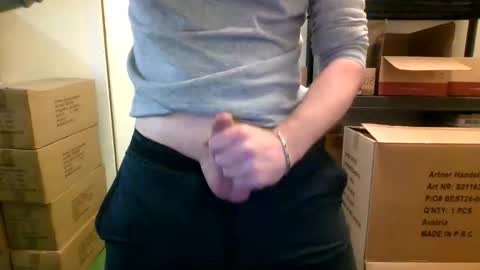 camfun_27 online show from April 23, 2026, 7:41 am