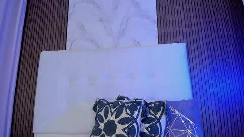 cami_adamss online show from June 3, 2026, 11:46 am