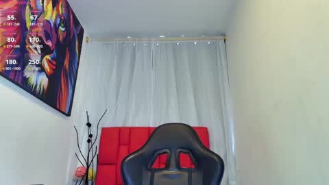 Snapshot of cami_roos07 chatting on October 12, 2025, 1:21 pm Cami online show from October 12, 2025, 1:21 pm