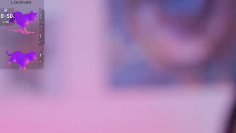 cami_velvet online show from October 13, 2025, 1:22 pm