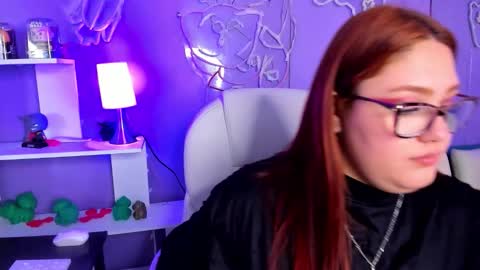 Camila Osorio online show from February 2, 2026, 7:34 pm