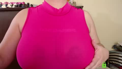 Camila  online show from December 7, 2024, 2:57 pm