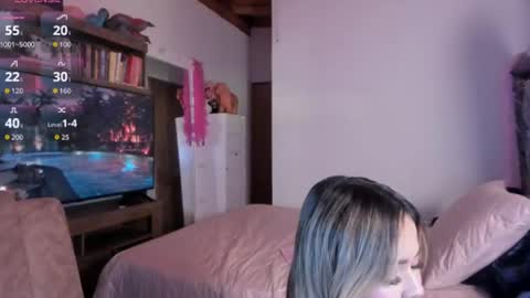 camijhonss online show from October 6, 2025, 1:03 am