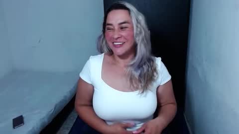 camila online show from November 28, 2025, 4:31 pm